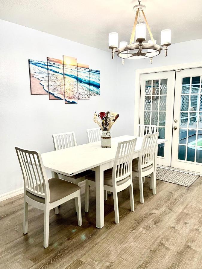 A Cozy Space Coast Retreat Titusville Exteriör bild