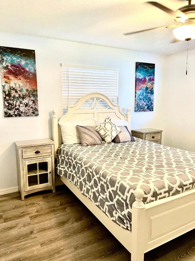 A Cozy Space Coast Retreat Titusville Exteriör bild